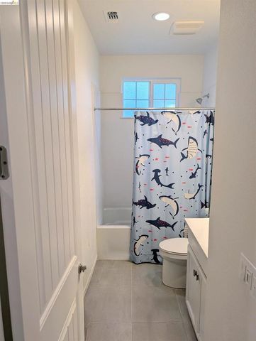 103 E Vince St, Mountain House, CA 95391