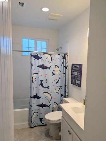 103 E Vince St, Mountain House, CA 95391