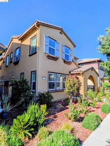 103 E Vince St, Mountain House, CA 95391