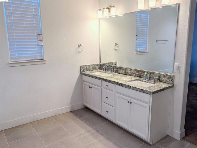 103 E Vince St, Mountain House, CA 95391