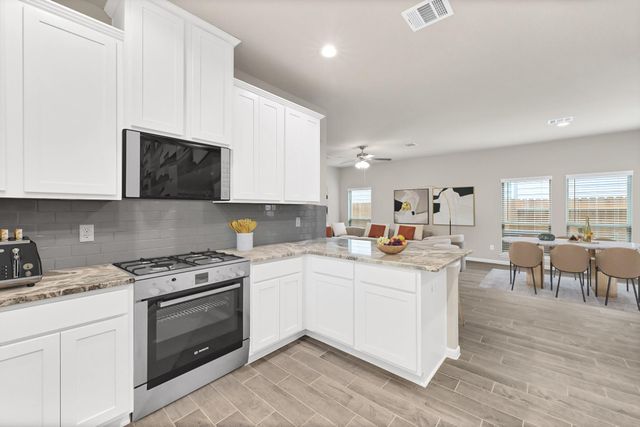 232 Emerald Thicket Lane, Huffman, TX 77336