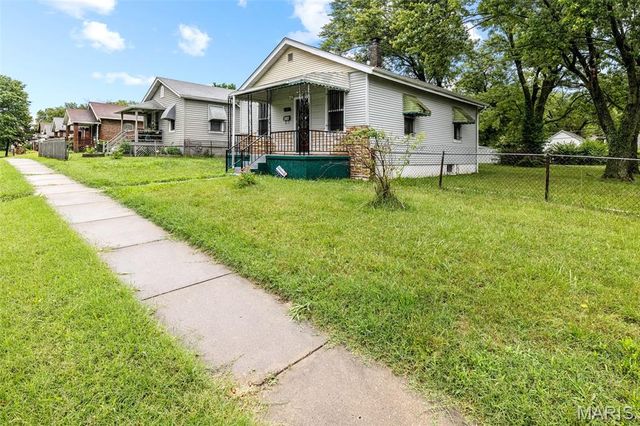 6546 Joseph Avenue, St Louis, MO 63133