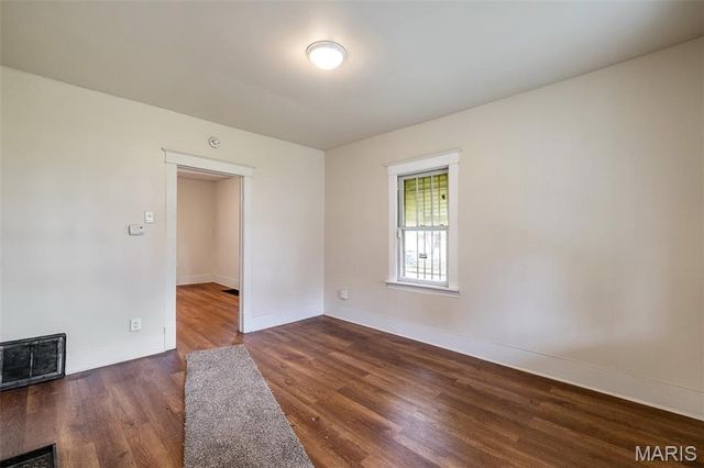6546 Joseph Avenue, St Louis, MO 63133