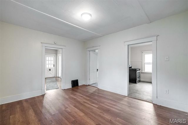 6546 Joseph Avenue, St Louis, MO 63133