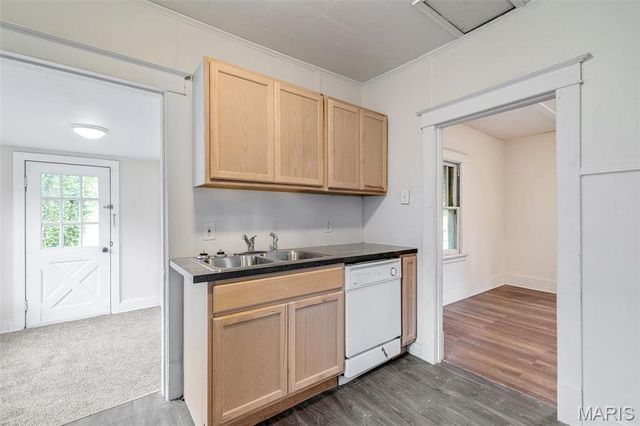 6546 Joseph Avenue, St Louis, MO 63133