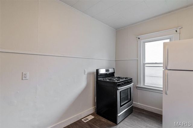 6546 Joseph Avenue, St Louis, MO 63133