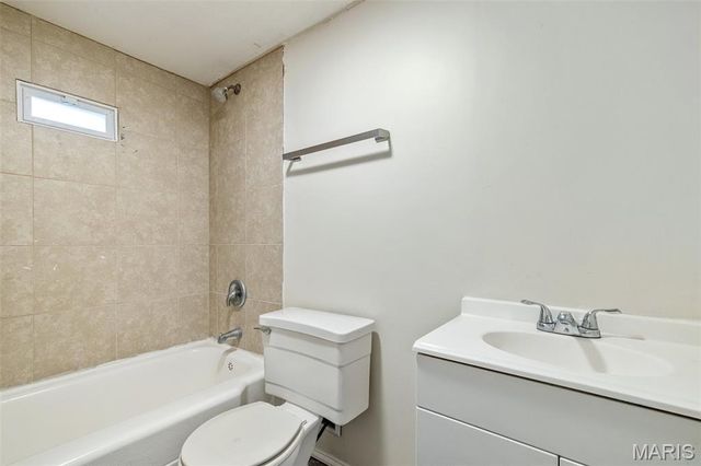 6546 Joseph Avenue, St Louis, MO 63133