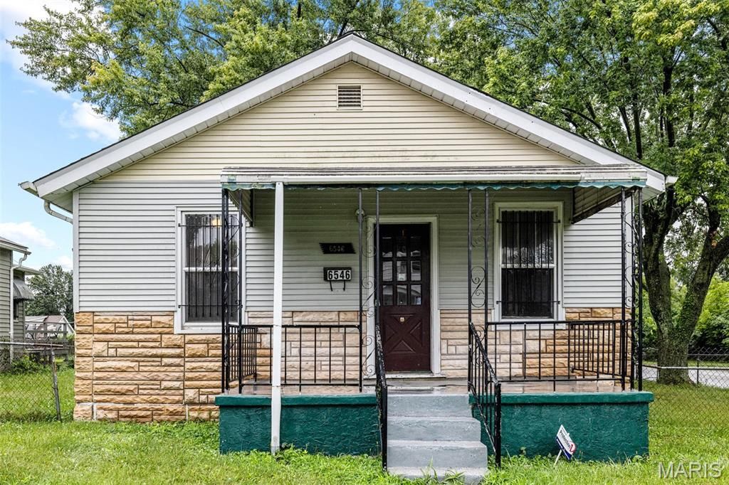 6546 Joseph Avenue, St Louis, MO 63133