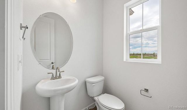 21411 E 67th Avenue, Aurora, CO 80019