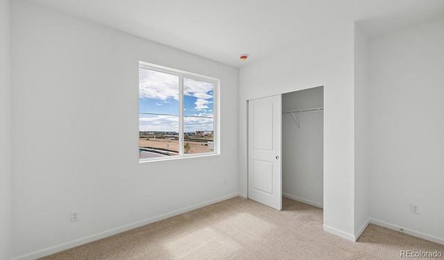 21411 E 67th Avenue, Aurora, CO 80019