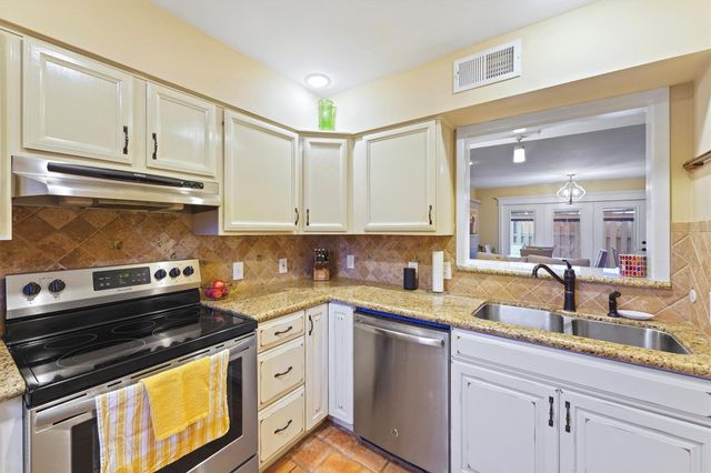 1953 Stoney Brook Drive 1953, Houston, TX 77063