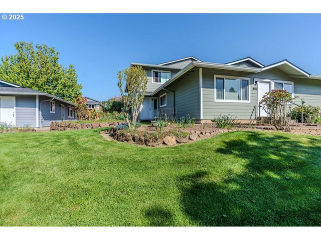 1538 Ne PAROPA Ct, Gresham, OR 97030