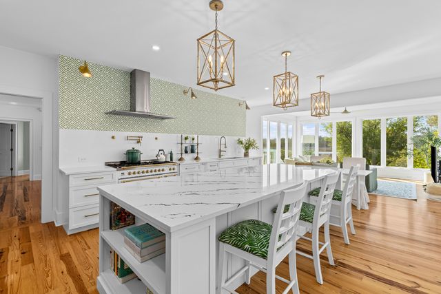 127 Drew Lane, Charleston, SC 29492
