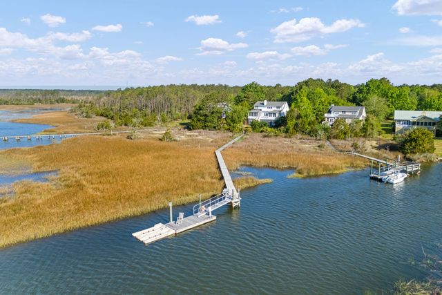 127 Drew Lane, Charleston, SC 29492