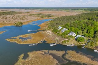 127 Drew Lane, Charleston, SC 29492