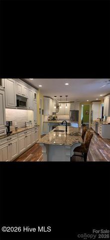 164 Saddle Ridge, West End, NC 27376