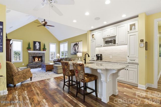 164 Saddle Ridge, West End, NC 27376