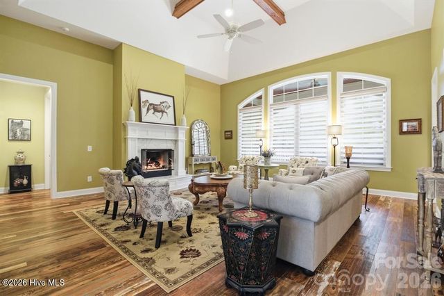 164 Saddle Ridge, West End, NC 27376