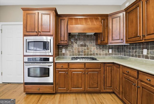 2235 Hawthorne Trace, Monroe, GA 30655