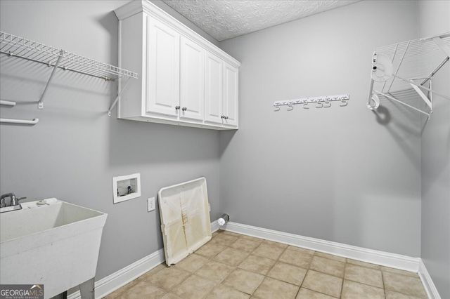 2235 Hawthorne Trace, Monroe, GA 30655