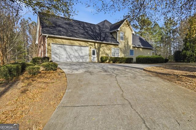 2235 Hawthorne Trace, Monroe, GA 30655