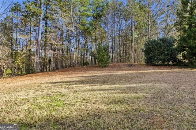 2235 Hawthorne Trace, Monroe, GA 30655