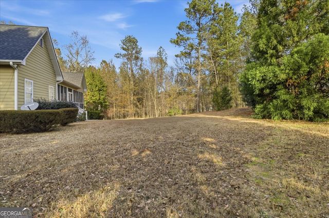 2235 Hawthorne Trace, Monroe, GA 30655