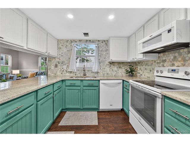 12584 E Pacific Cir A, Aurora, CO 80014