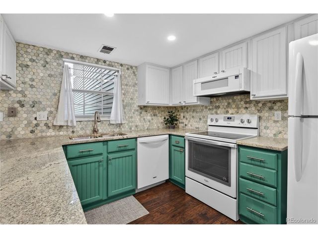 12584 E Pacific Cir A, Aurora, CO 80014