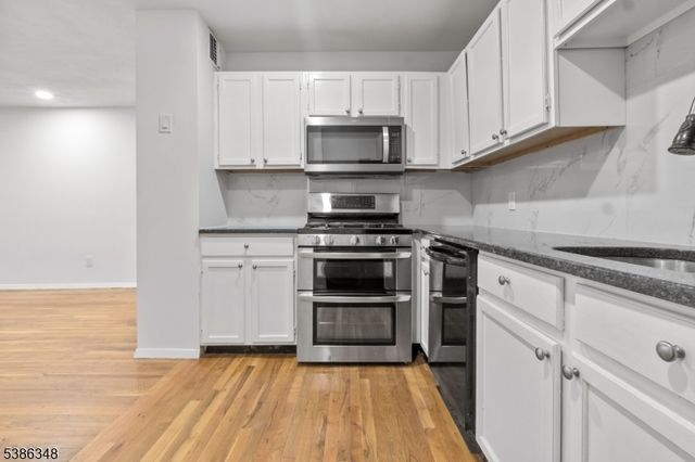 109 Grand Ave 1A, Englewood City, NJ 07631