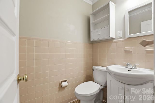 810 Brockbank Road, Charlotte, NC 28209