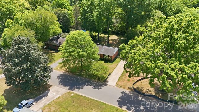 810 Brockbank Road, Charlotte, NC 28209