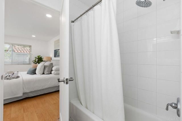 6901 QUAIL Place A, Carlsbad, CA 92009