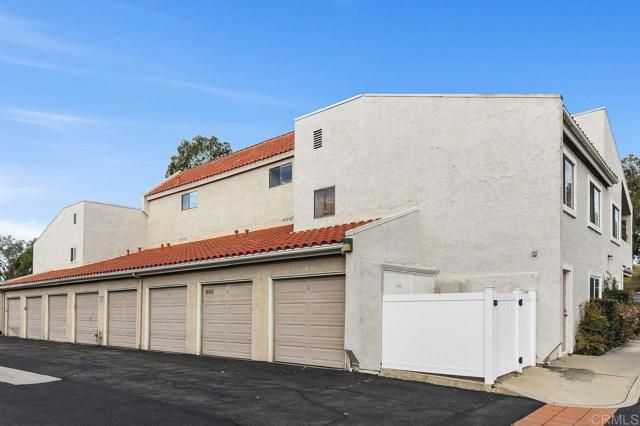 6901 QUAIL Place A, Carlsbad, CA 92009