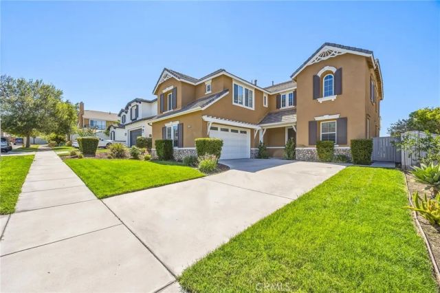 11268 Price Dr, Loma Linda, CA 92354