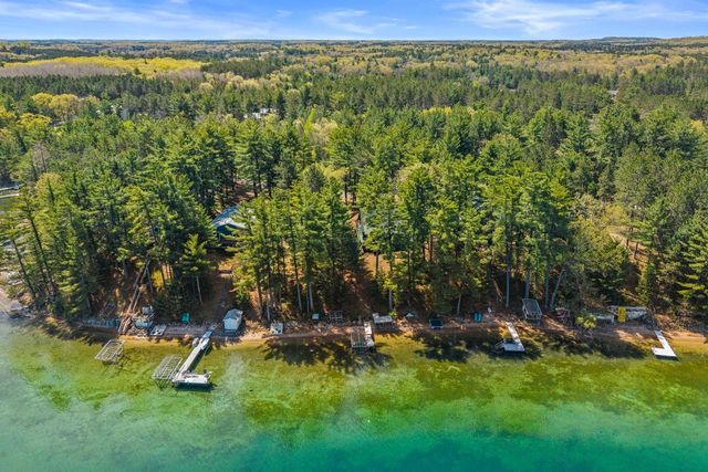 W13490 S Pleasant ROAD, Westfield, WI 54964