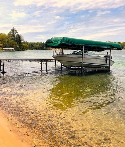 W13490 S Pleasant ROAD, Coloma, WI 54930