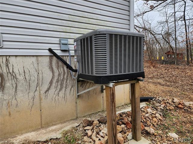 333 AA Hwy, Piedmont, MO 63957