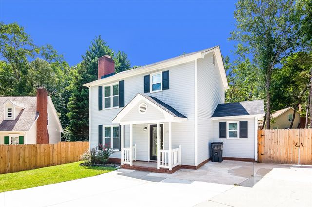 6305 Montezuma Trail, Charlotte, NC 28227