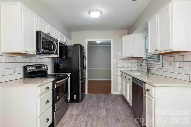 6305 Montezuma Trail, Charlotte, NC 28227