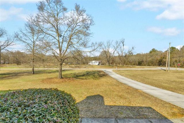 3020 Meadow Trail, Loganville, GA 30052