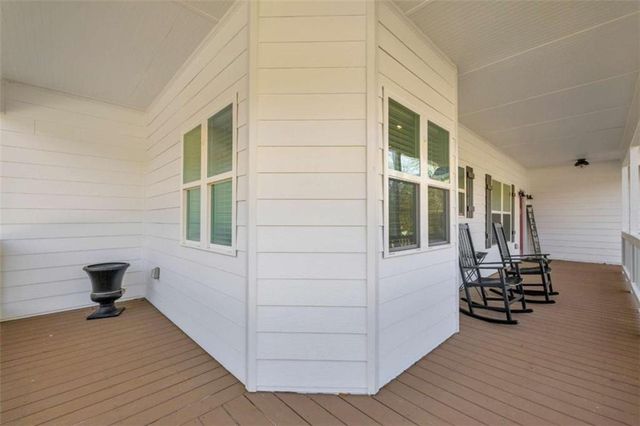 3020 Meadow Trail, Loganville, GA 30052