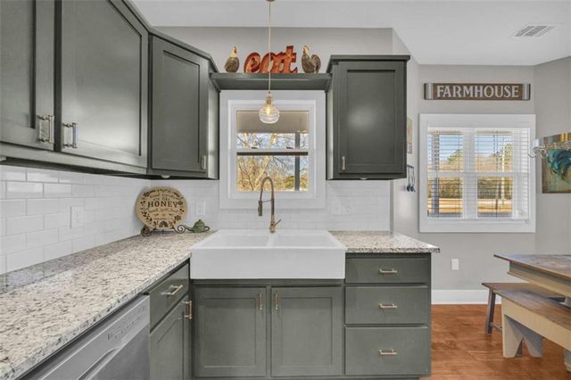 3020 Meadow Trail, Loganville, GA 30052