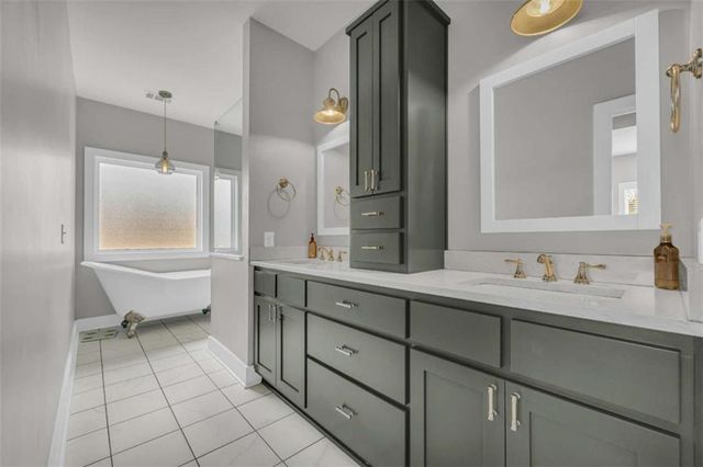 3020 Meadow Trail, Loganville, GA 30052