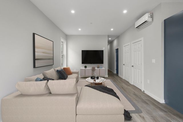 28 Hansborough St. four, Boston, MA 02124