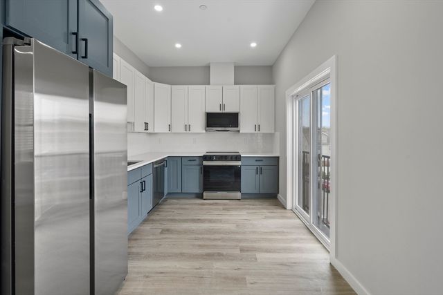 28 Hansborough St. four, Boston, MA 02124