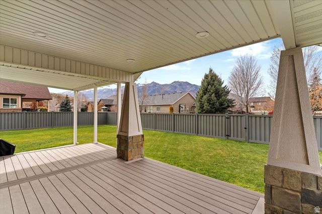 6043 N LARIAT LN, Mountain Green, UT 84050