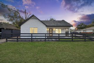 7102 Tuck Street, Houston, TX 77020