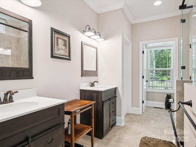 820 King Road, Clover, SC 29710