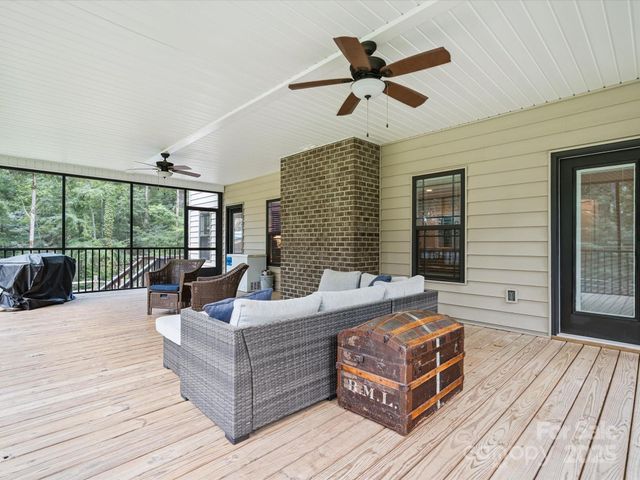 820 King Road, Clover, SC 29710